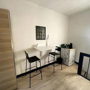 https://studio-calme-hyper-centre.hotels-rhonealpes.com